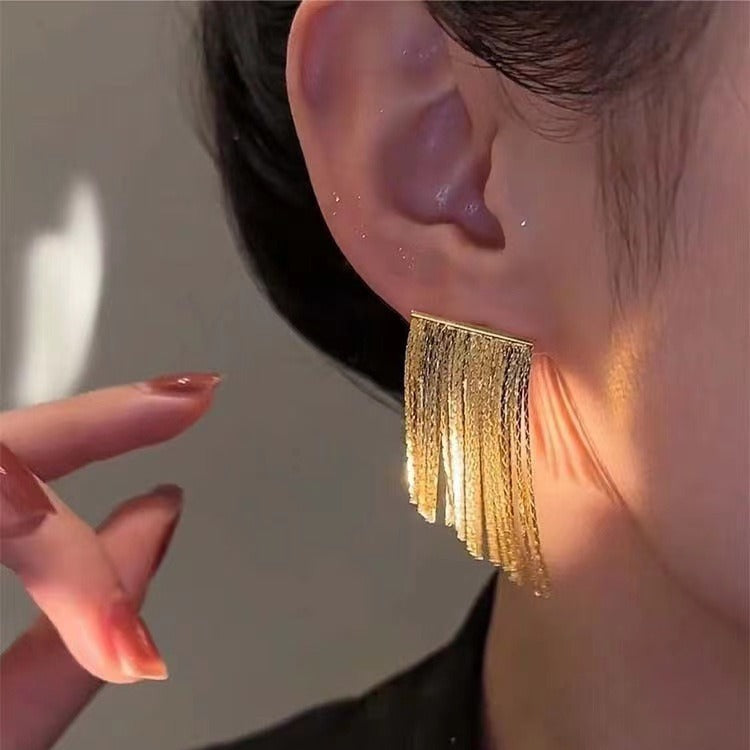 ✨EDICIÓN LIMITADA✨Pendientes de moda chapados en oro😱.